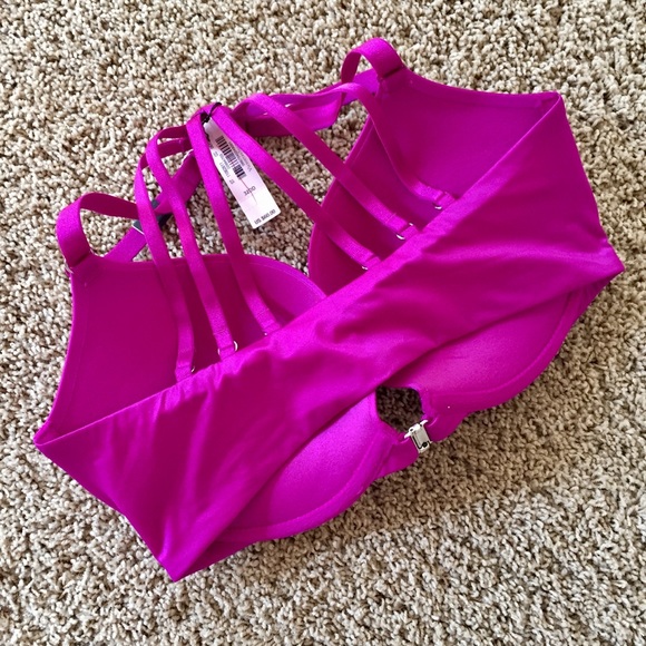 Victoria’s Secret Push-up Bra - 32C - Picture 2 of 2